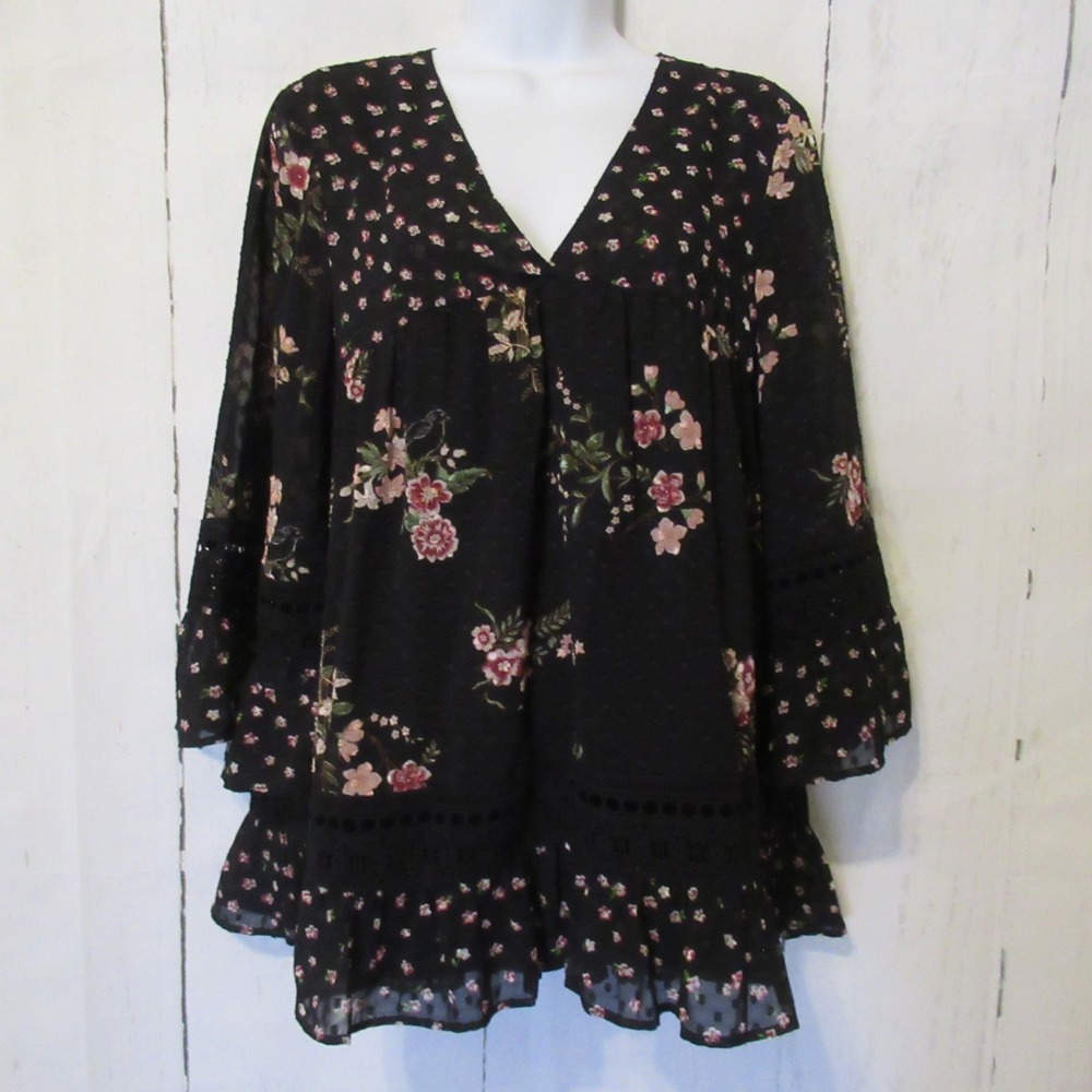 New Maeve‎ Anthropologie Top M Black Floral Crochet Bell Sleeve Peasant Boho